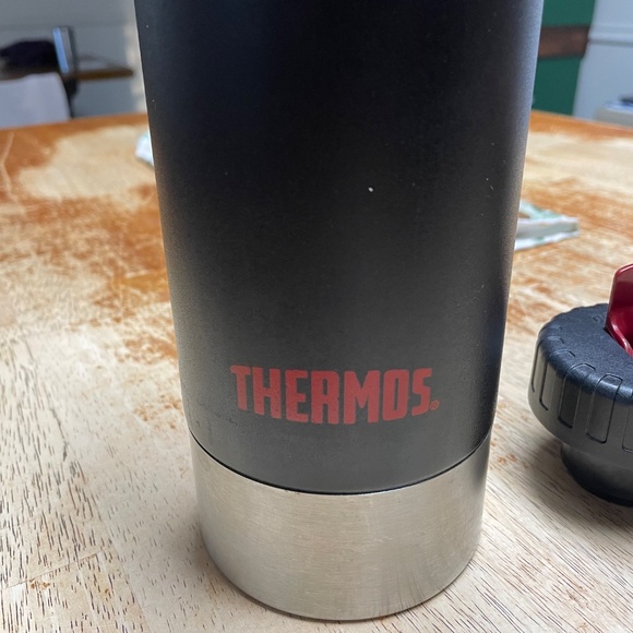 Vintage Thermos - Picture 4 of 6